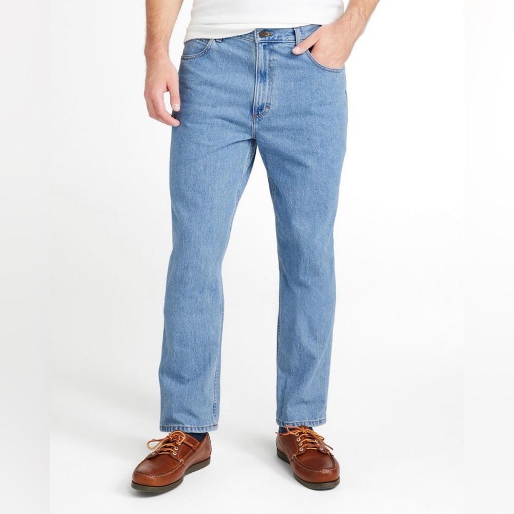 L.L.Bean Natural Fit Mens Size 33x30 Straight Leg 100% Cotton Faded Denim Jeans